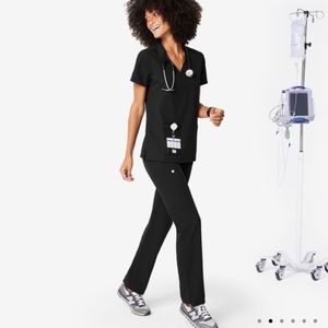 FIGS Scrub set BLACK